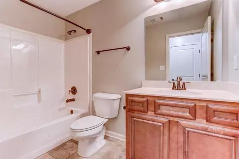 Bath - 4546 Craddle Hill Dr, Arlington, TN 38002 photo 5 of 5