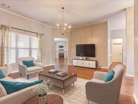Living - 4546 Craddle Hill Dr, Arlington, TN 38002 photo 2 of 4