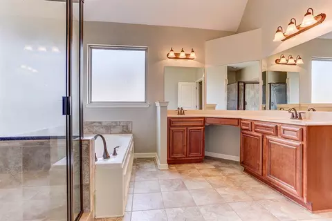 Bath - 4546 Craddle Hill Dr, Arlington, TN 38002 photo 1 of 5