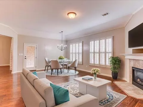 Living - 4546 Craddle Hill Dr, Arlington, TN 38002 photo 4 of 4