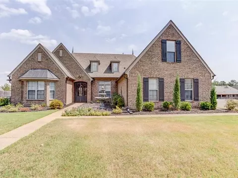 4546 Craddle Hill Dr, Arlington, TN 38002