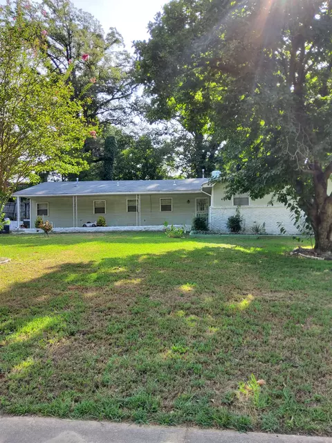 3848 Joest Dr, Memphis, TN 38127