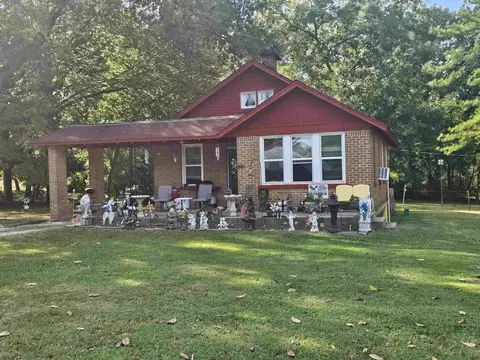 13 E 1st St, Stanton, TN 38069