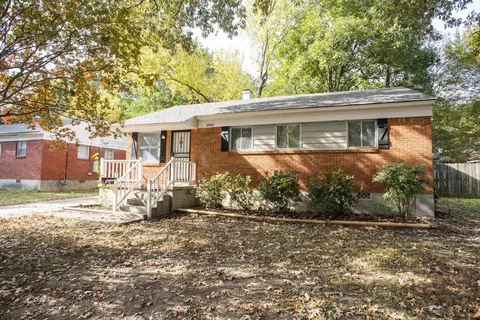 1883 Hartland St, Memphis, TN 38128