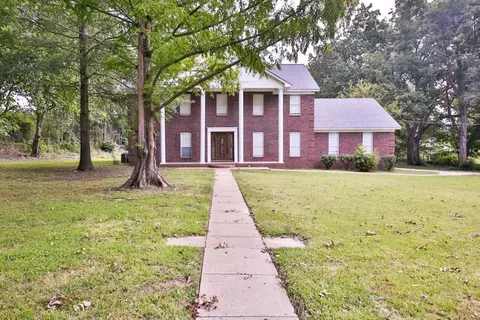 104 Russwood Dr, Covington, TN 38019
