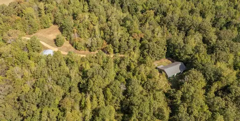 185 Mayfield Ln, Adamsville, TN 38310