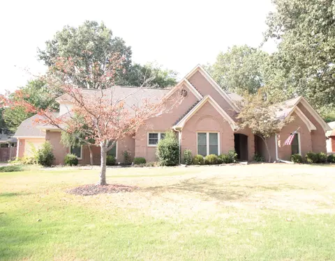 8620 Stablemill Ln, Cordova, TN 38016