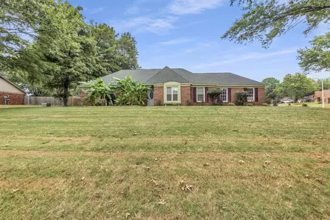 7218 Barnstable Rd, Memphis, TN 38125