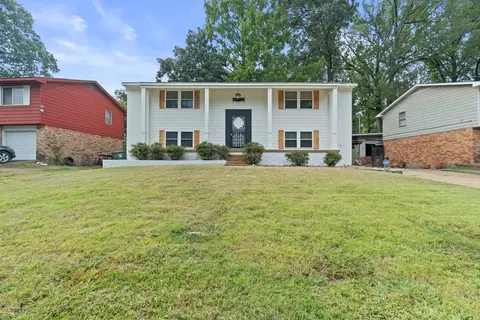 3221 E Raines Rd, Memphis, TN 38118