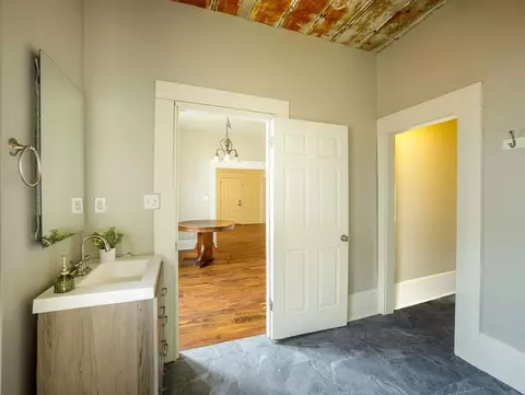 Entry Way - 406 E Pleasant Ave, Covington, TN 38019 photo 1 of 2