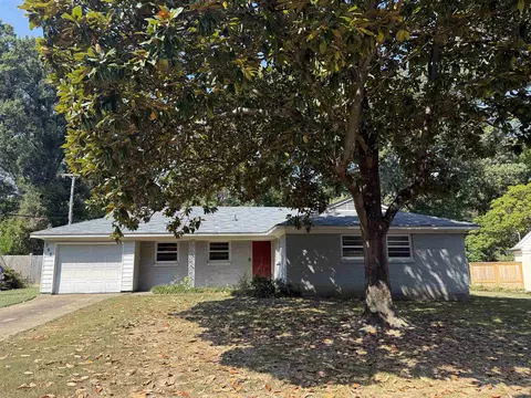 365 Leonora Dr, Memphis, TN 38117