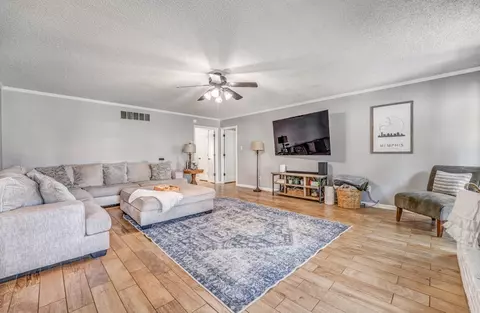Living - 154 Bancroft Ave, Collierville, TN 38017 photo 1 of 2