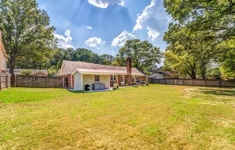 Exterior - 154 Bancroft Ave, Collierville, TN 38017 photo 9 of 11