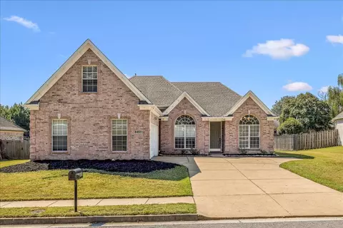 8453 Thor Rd, Memphis, TN 38018