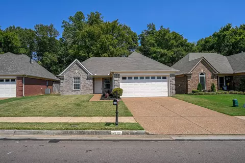 6830 Garmin Ln, Cordova, TN 38018