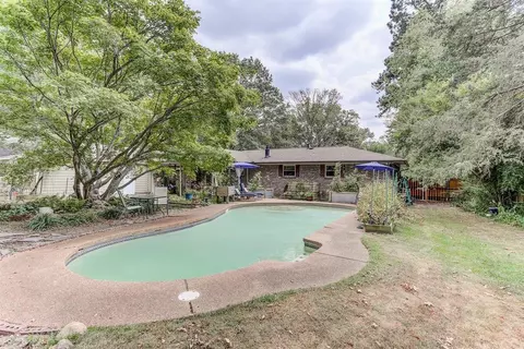 Exterior - 7514 Third Rd, Bartlett, TN 38135 photo 6 of 12