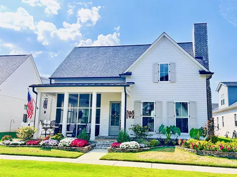 240 Freedom Ln, Rossville, TN 38066