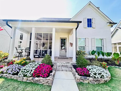 240 Freedom Ln, Rossville, TN 38066