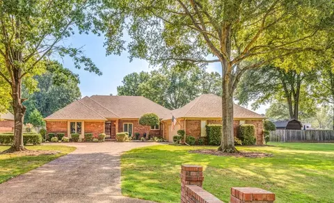 3456 Alfred Dr, Bartlett, TN 38133