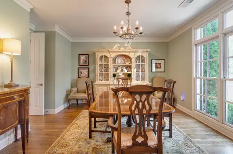 901 S Colbert Dr S, Collierville, TN 38017 photo 4