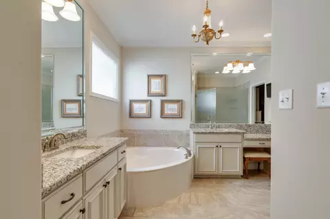 901 S Colbert Dr S, Collierville, TN 38017 photo 8