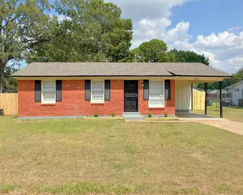 330 Granville Ave, Memphis, TN 38109