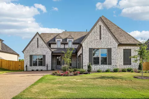295 Valleyview Ln, Oakland, TN 38060