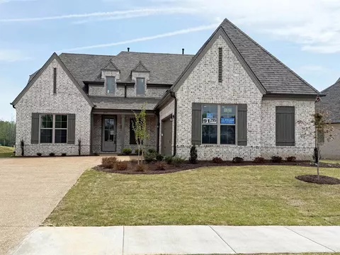 295 Valleyview Ln, Oakland, TN 38060