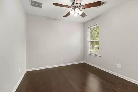 Bedroom - 13854 Us Hwy 70 Hwy, Proctor, AR 72376 photo 2 of 2