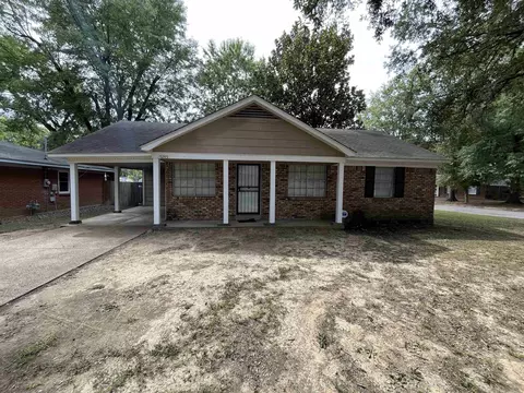 5245 Villa Del Rey Dr, Memphis, TN 38116