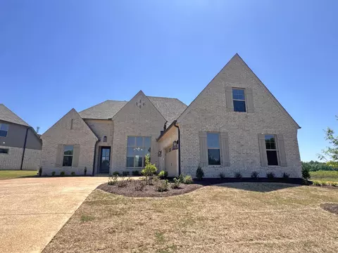 305 Valleyview Ln, Oakland, TN 38060