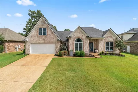 1710 Huntgate Cv, Cordova, TN 38016