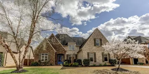 1307 Bull Creek Ln, Collierville, TN 38017
