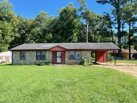 4826 Leonard Rd, Memphis, TN 38109
