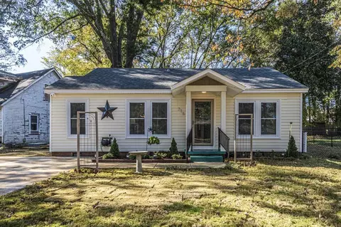 715 Maple St S, Covington, TN 38019