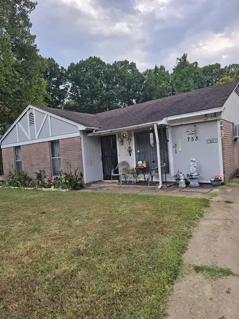 753 Honduras Rd, Memphis, TN 38109