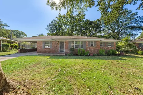 5127 Whiteway Dr, Memphis, TN 38117