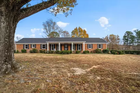 102 Linden St, Grand Junction, TN 38039