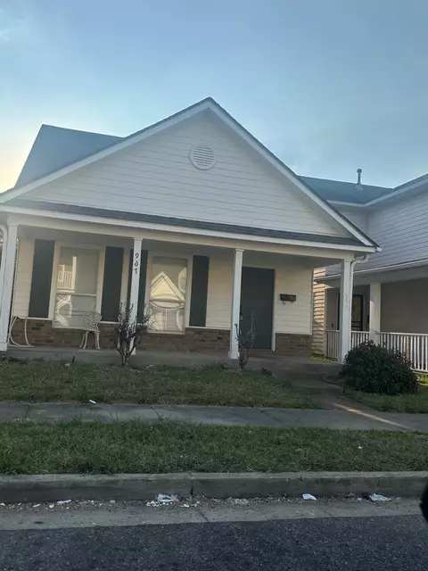 967 Dr Hollis F Price St, Memphis, TN 38126