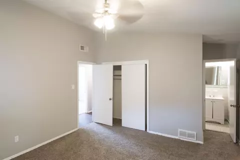 4622 Applegate Rd, Memphis, TN 38109