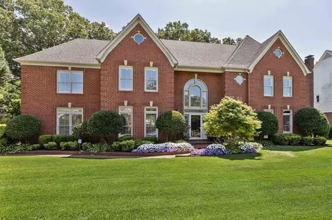 2912 Carnton Dr, Germantown, TN 38138