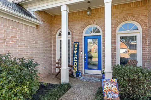 Exterior - 7877 Hyman Dr, Bartlett, TN 38133 photo 3 of 6