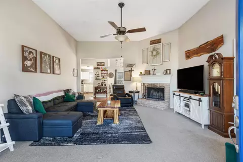 Entry Way - 7877 Hyman Dr, Bartlett, TN 38133 photo 1 of 3