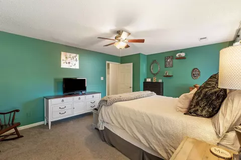 Bedroom - 7877 Hyman Dr, Bartlett, TN 38133 photo 2 of 4