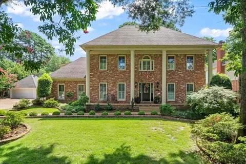 394 Hound Hill Pl, Collierville, TN 38017