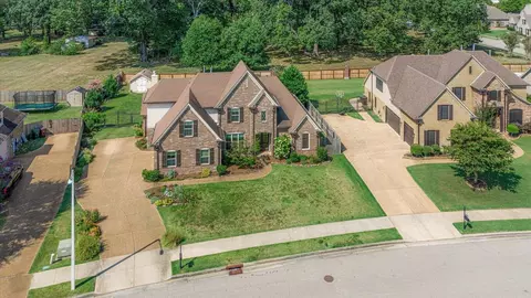 1349 Beautiful Pl, Collierville, TN 38017