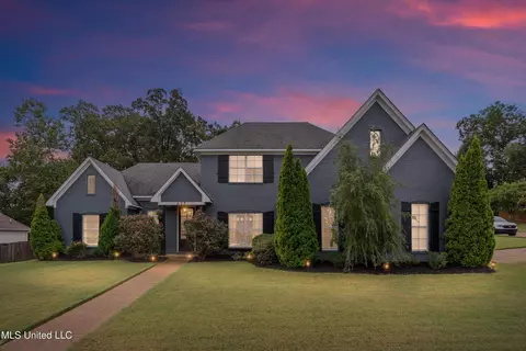 625 Bending Oak Dr S, Hernando, MS 38632