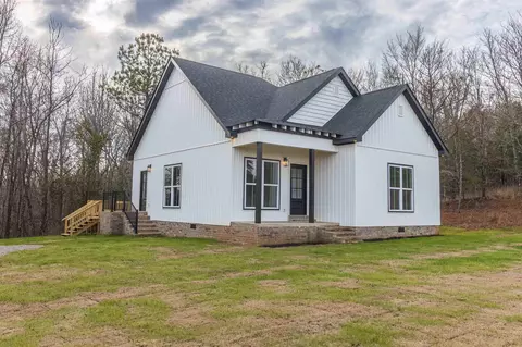 775 Airport Rd, Selmer, TN 38375
