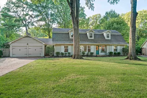 1695 Brookside Dr, Germantown, TN 38138