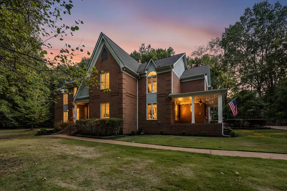 Exterior - 10179 Frank Rd, Collierville, TN 38017 photo 9 of 10
